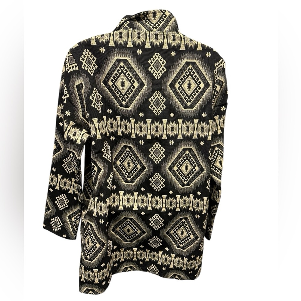 NWT. M/L.  Sacred Threads Black and Cream Patterned Blazer. LG/GR/GR01 - Picture 2 of 5